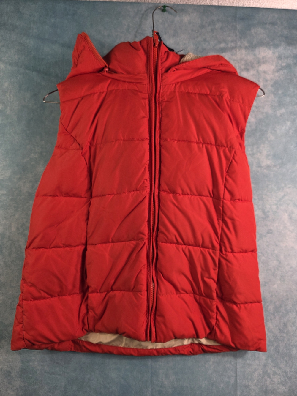 WHO.A.U California Dream Red Hooded Puffer Vest Women's Medium Sherpa Hood